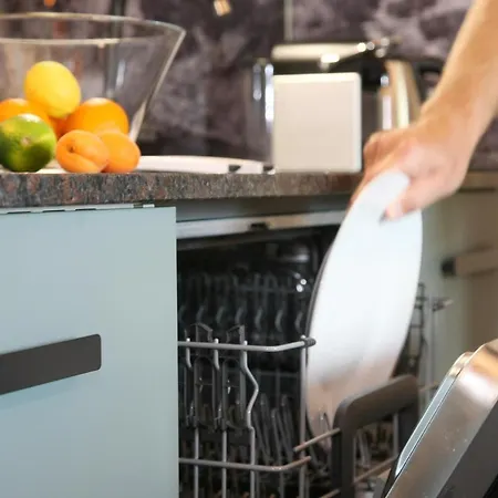 Annika Summer Card Included צל-אם-זי