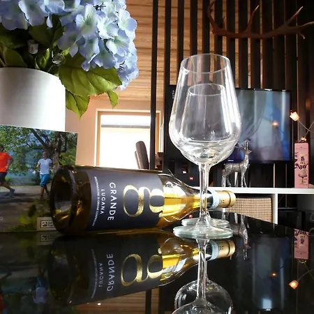 דירה Annika Summer Card Included צל-אם-זי