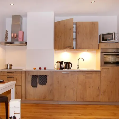 Annika Summer Card Included