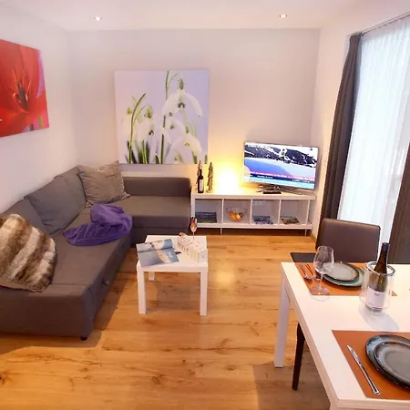 דירה Annika Summer Card Included