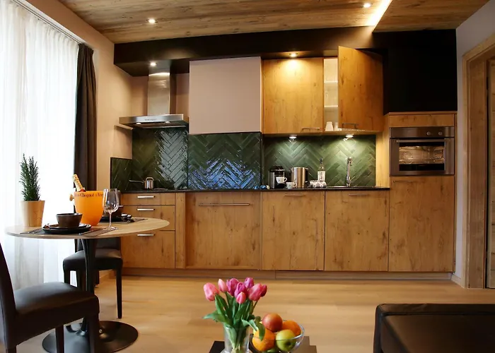 Annika Summer Card Included Daire *