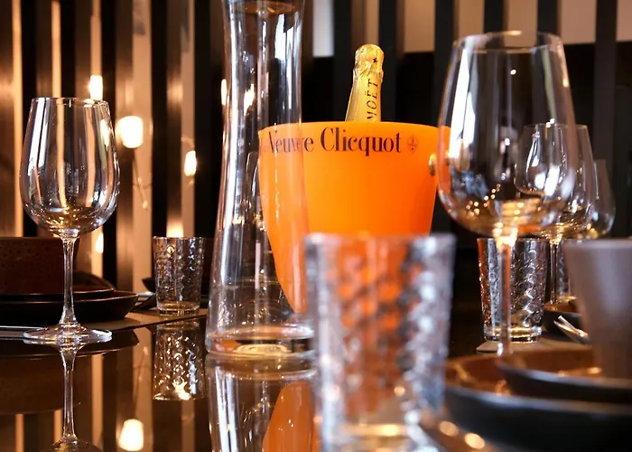 Annika Summer Card Included Daire